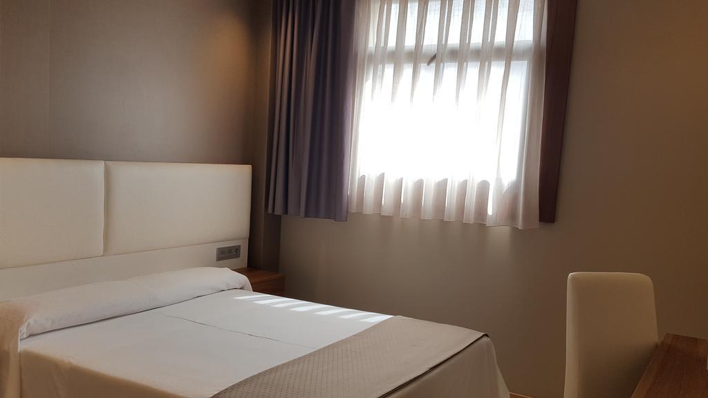 Hotel La Posada De Roces Gijón Eksteriør bilde