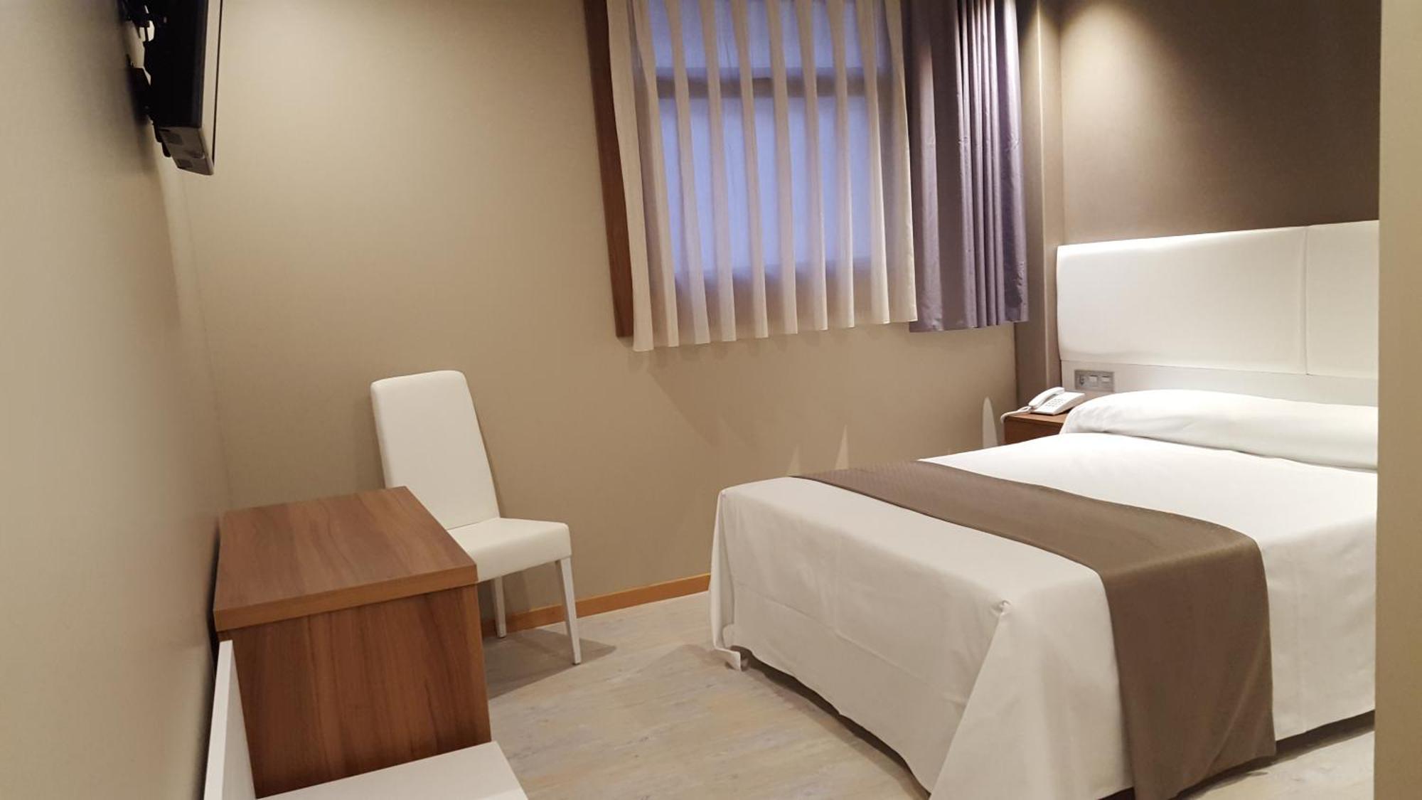 Hotel La Posada De Roces Gijón Eksteriør bilde