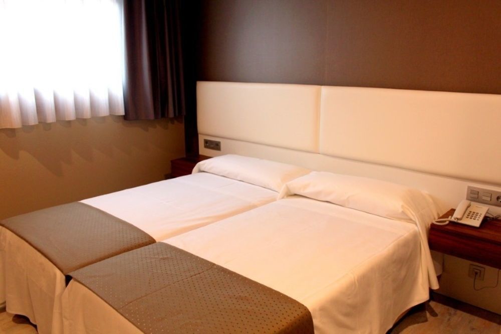 Hotel La Posada De Roces Gijón Eksteriør bilde