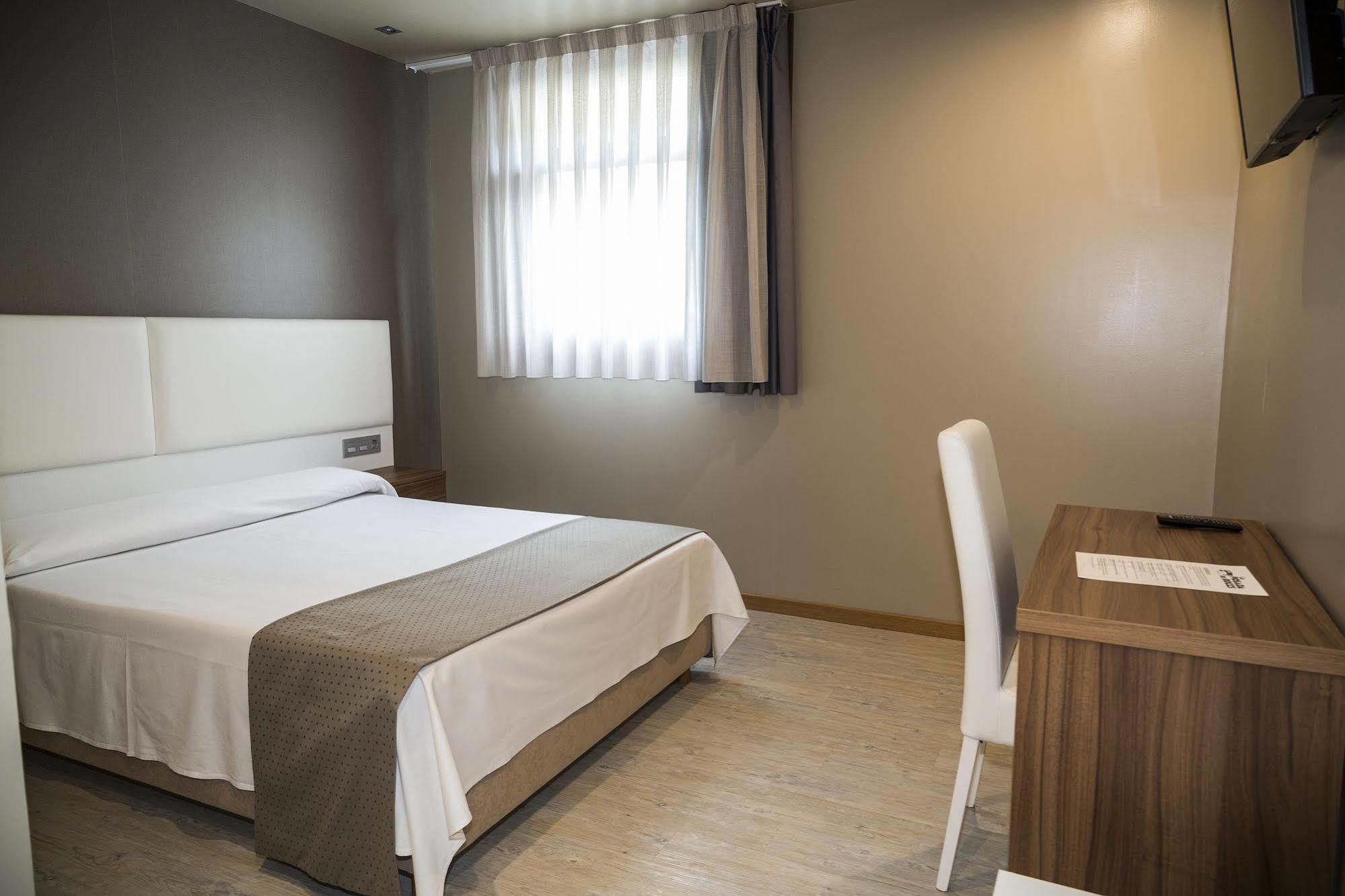 Hotel La Posada De Roces Gijón Eksteriør bilde